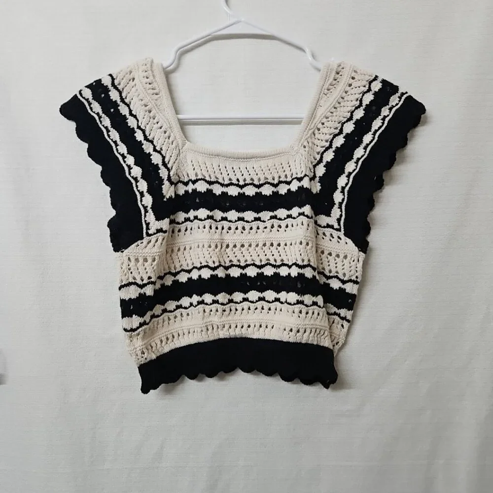 Womens Sz Small Freshman 1996 Cropped Crochet Sweater Black Cream Boho Festival